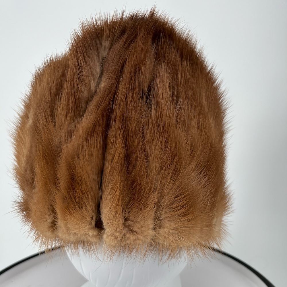 MINK OR FOX FUR HAT - Picture 3 of 7